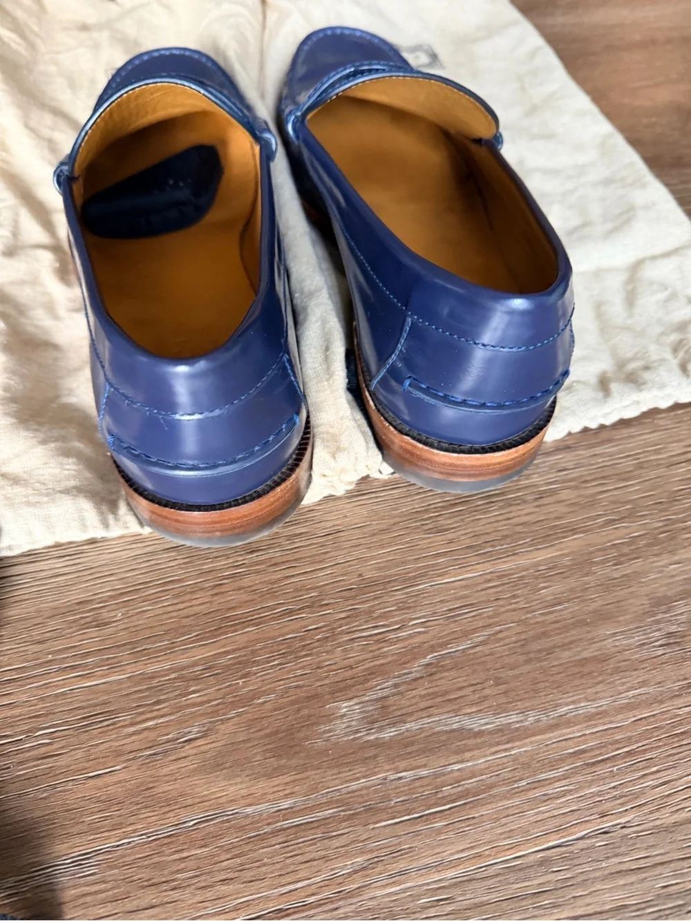 Gucci Men’s Navy Leather Logo Bit Loafers